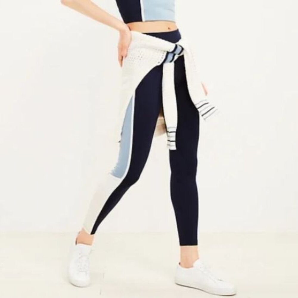 Lou & Grey Colorblock Blue Feel Good Pocket Leggings Size S